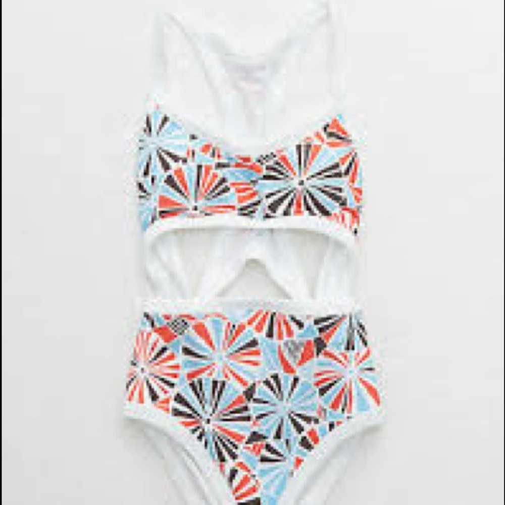 Aerie Pop Cut Out One Piece Swimsuit